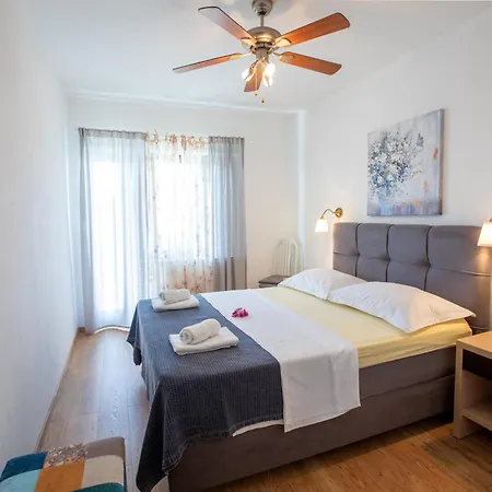 By The Sea Podstrana, Split - 22748 Apartment *